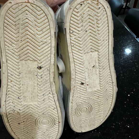 Off-white white sneaker tennis shoes with pink arrow logo - Picture 4 of 6